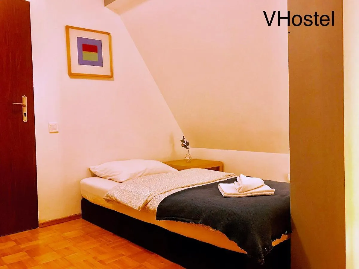 V Hostel Warsaw Inn