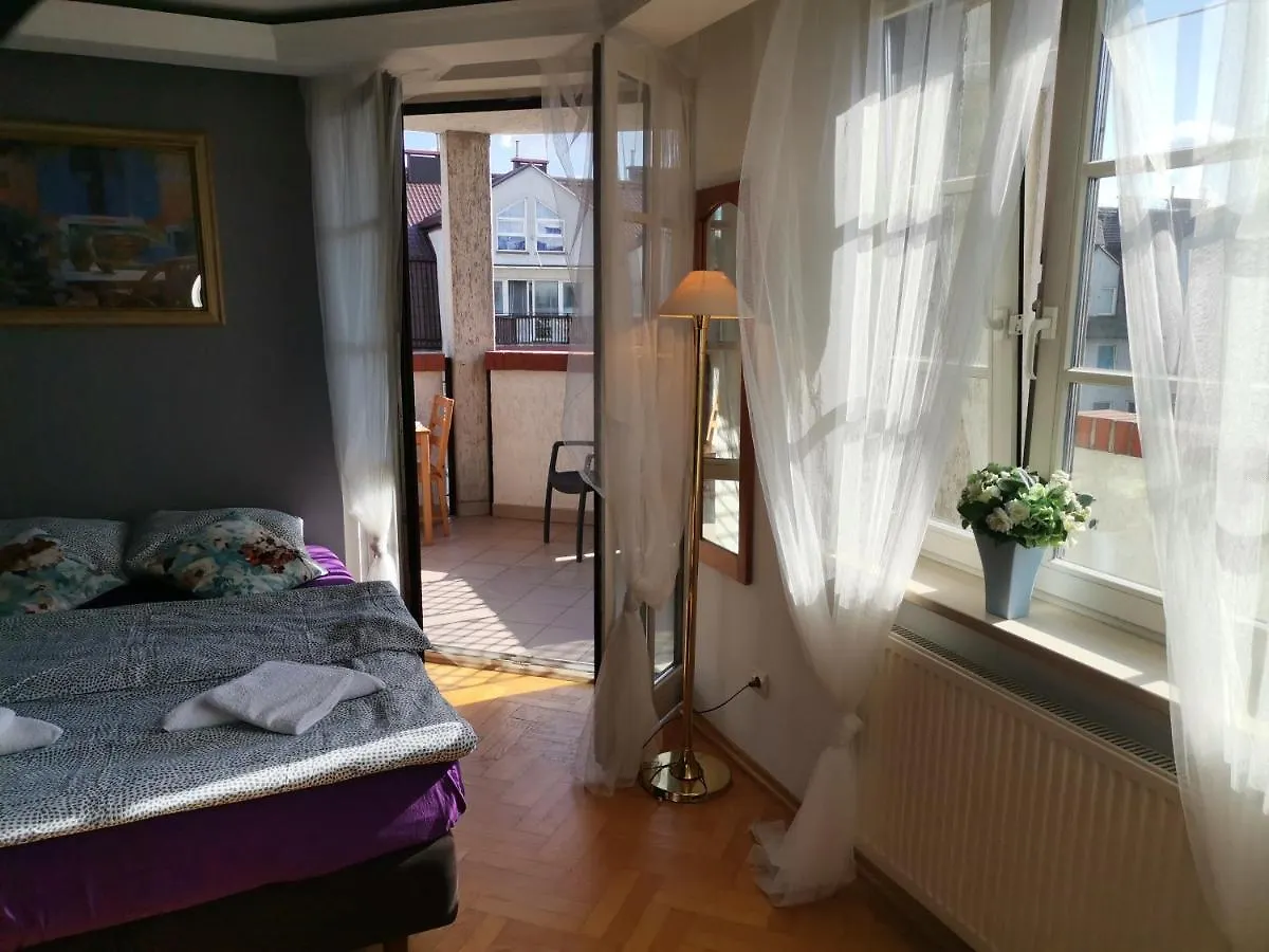 V Hostel Warsaw 0*,  Poland